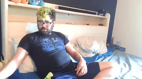 snackonzach online show from September 21, 2:40 pm