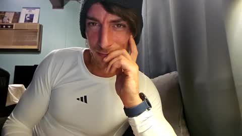 Snapshot of snackyyyy chatting on February 16, 2:51 am Snackyyyy online show from February 16, 2:51 am