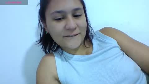 Snapshot of snakedoll_ chatting on October 8, 7:33 pm snakedoll_ online show from October 8, 7:33 pm