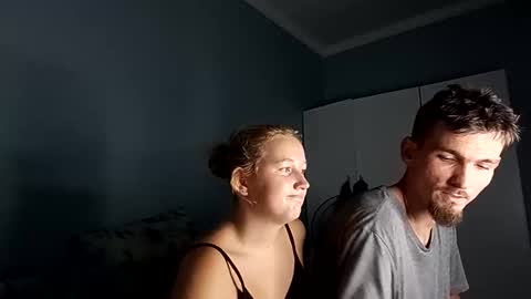 Snapshot of sneakylildevils chatting on March 30, 8:43 pm Sneakylildevils online show from March 30, 8:43 pm