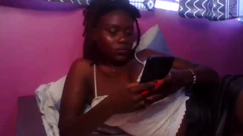 sneakylink001 online show from March 29, 9:09 am