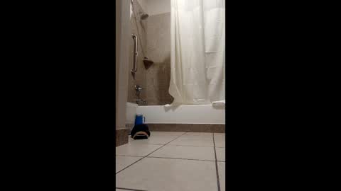 sneakypeteyo1 online show from March 25, 12:27 am