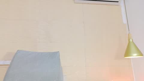 Snapshot of sneakyy_fantasy chatting on March 12, 4:30 am Hellen online show from March 12, 4:30 am