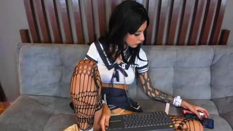 Snapshot of snner_velvet chatting on May 27, 9:34 pm snner_velvet online show from May 27, 9:34 pm