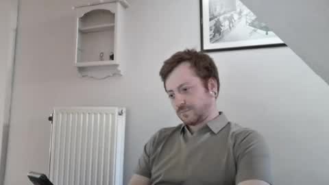 Snapshot of snoecks chatting on May 1, 9:47 am snoecks online show from May 1, 9:47 am