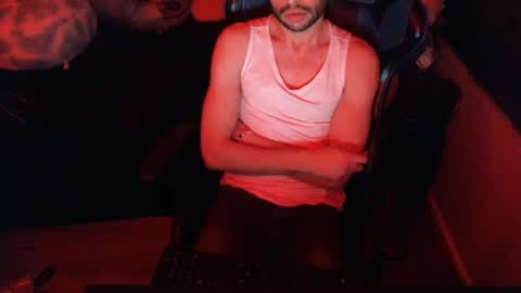 Snapshot of snow92jake chatting on February 5, 9:04 am snow92jake online show from February 5, 9:04 am