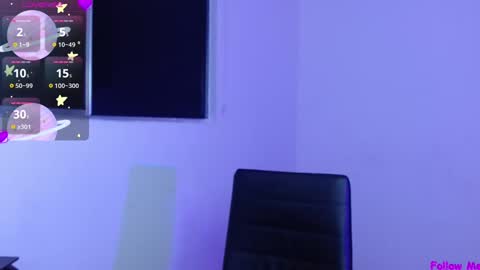 IG     OF red moonn online show from December 6, 11:11 am