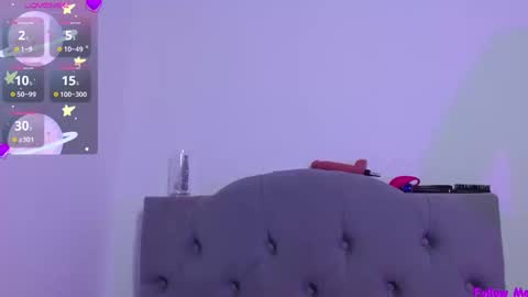 IG     OF red moonn online show from December 24, 7:33 pm