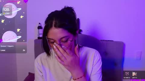 IG     OF red moonn online show from January 19, 2:59 pm