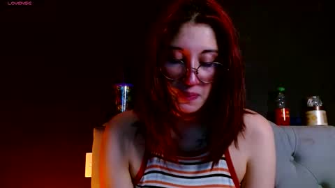 IG     OF red moonn online show from February 26, 6:12 am