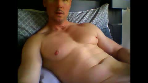 Snapshot of snow_ride69 chatting on May 26, 3:41 pm snow_ride69 online show from May 26, 3:41 pm