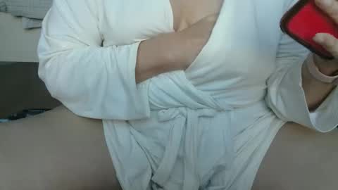 Snow online show from March 28, 11:37 pm