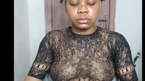 snowdrop5 online show from November 3, 7:37 pm