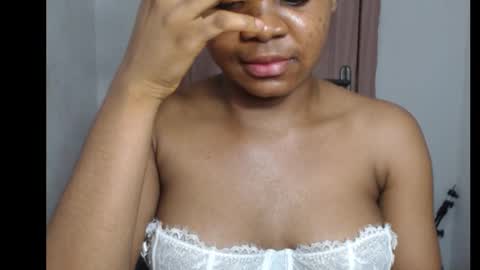 snowdrop5 online show from November 5, 8:42 pm