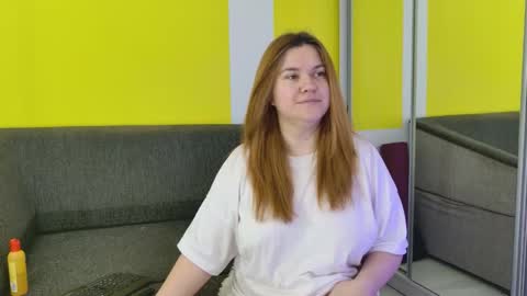 snowflakec online show from February 13, 8:38 pm