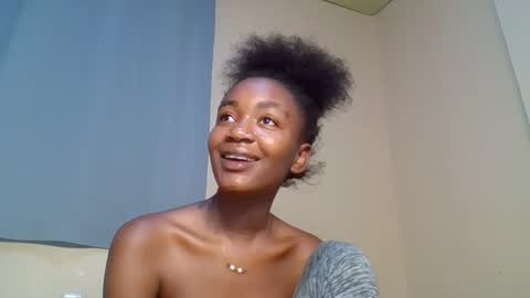 Snowie eyes online show from November 10, 1:32 pm