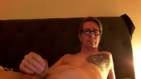 Snapshot of snub71 chatting on February 9, 6:58 pm snub71 online show from February 9, 6:58 pm