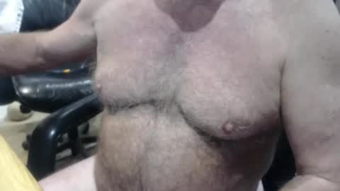 Snapshot of snudge432 chatting on December 16, 3:06 pm snudge432 online show from December 16, 3:06 pm