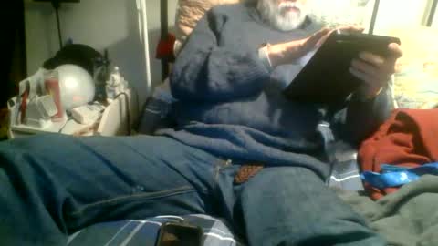 Snapshot of so_horny_eric chatting on March 2, 9:53 am So horny online show from March 2, 9:53 am