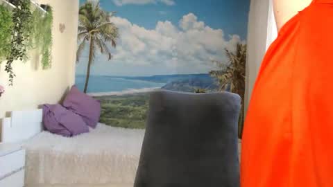 Snapshot of soaring_love chatting on March 9, 5:11 am Masha online show from March 9, 5:11 am