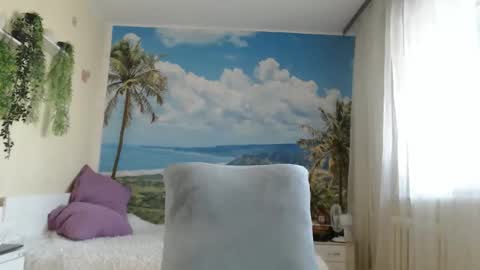 Snapshot of soaring_love chatting on April 6, 4:46 am Masha online show from April 6, 4:46 am