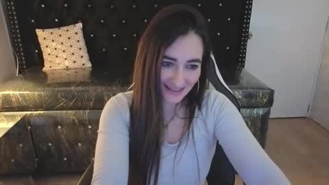 soffi_betacur_b online show from September 9, 3:06 am