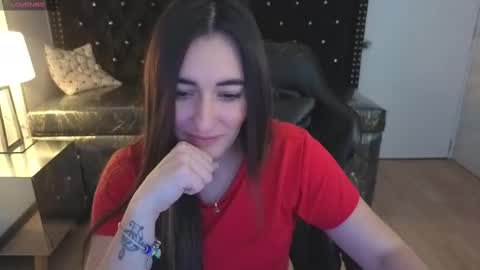 soffi_betacur_b online show from September 26, 3:21 am