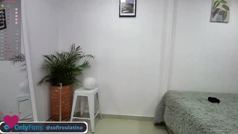 soffi_rousel_ online show from January 10, 5:34 pm