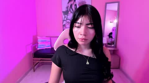soffi_x online show from May 9, 8:36 pm
