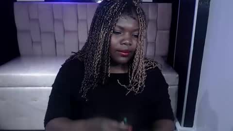 soffia_b online show from September 13, 3:06 am