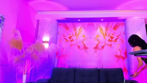 soffiadragon_ online show from September 10, 2:22 am