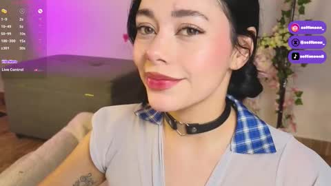 IG Soffimoon   I THANK YOU FOR LEAVING YOUR FOLLOW online show from October 11, 2:44 am