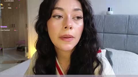 IG Soffimoon   I THANK YOU FOR LEAVING YOUR FOLLOW online show from April 10, 9:19 pm