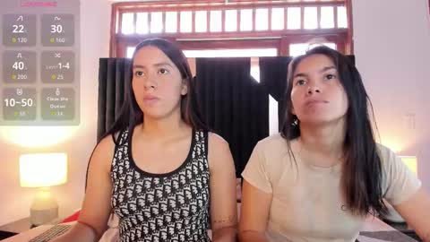 soffy and mia online show from October 25, 12:56 pm