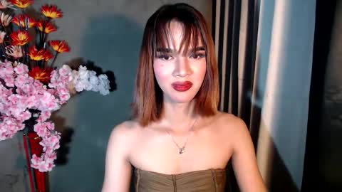 Snapshot of soffy_seductivexx chatting on February 25, 6:01 am open for pvt online show from February 25, 6:01 am