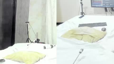 Snapshot of sofi_boll25 chatting on August 6, 3:52 am sofi_boll25 online show from August 6, 3:52 am