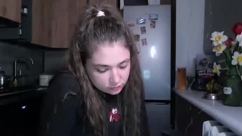 Sofi online show from April 15, 7:58 pm