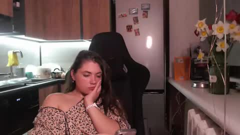 Sofi online show from April 16, 9:39 pm