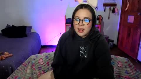 Snapshot of sofi_lynch chatting on July 10, 7:23 am Sofi Lynch online show from July 10, 7:23 am