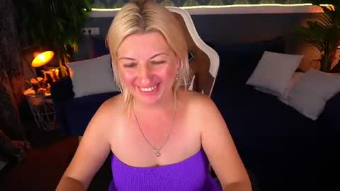 Sofi online show from August 4, 4:42 pm