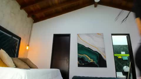 Sofi online show from December 20, 11:17 am