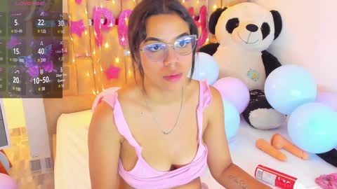 sofi smith online show from January 17, 11:40 pm