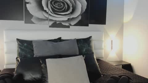 sofi_sp online show from December 15, 11:36 am