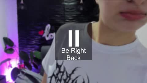 Snapshot of sofia44 chatting on October 8, 1:09 pm Skarlett online show from October 8, 1:09 pm