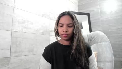 sofia86379 online show from December 14, 1:49 pm