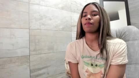 sofia86379 online show from December 16, 1:43 pm