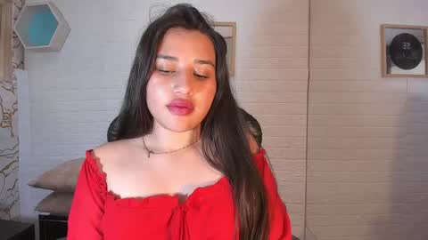 Sofi online show from October 9, 8:40 pm