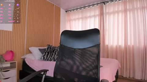 Sofia online show from February 27, 9:47 pm
