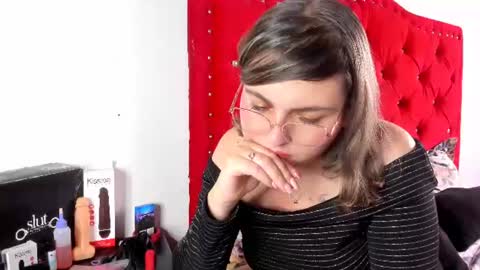Sofia  bella online show from July 17, 6:35 pm