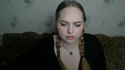 sofia barbie online show from October 5, 3:10 pm